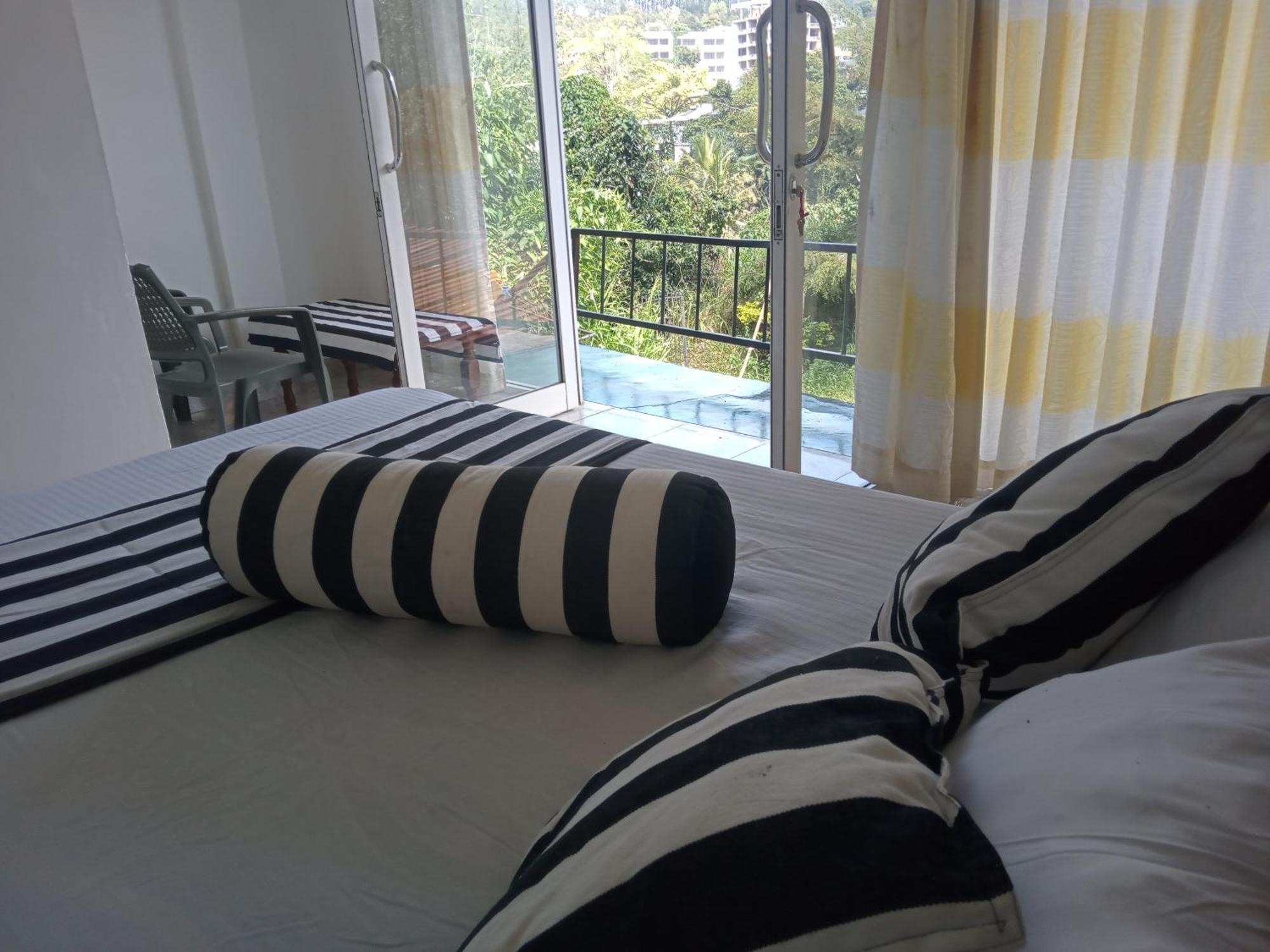 Shalomi Nine Arch Bliss Bed & Breakfast Ella Ngoại thất bức ảnh
